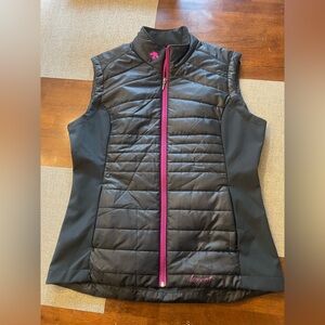 Women’s Descente vest.  Like new.  Skiing/snow boarding.‎